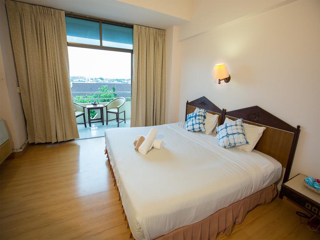 Phrae Nakara Hotel Extérieur photo