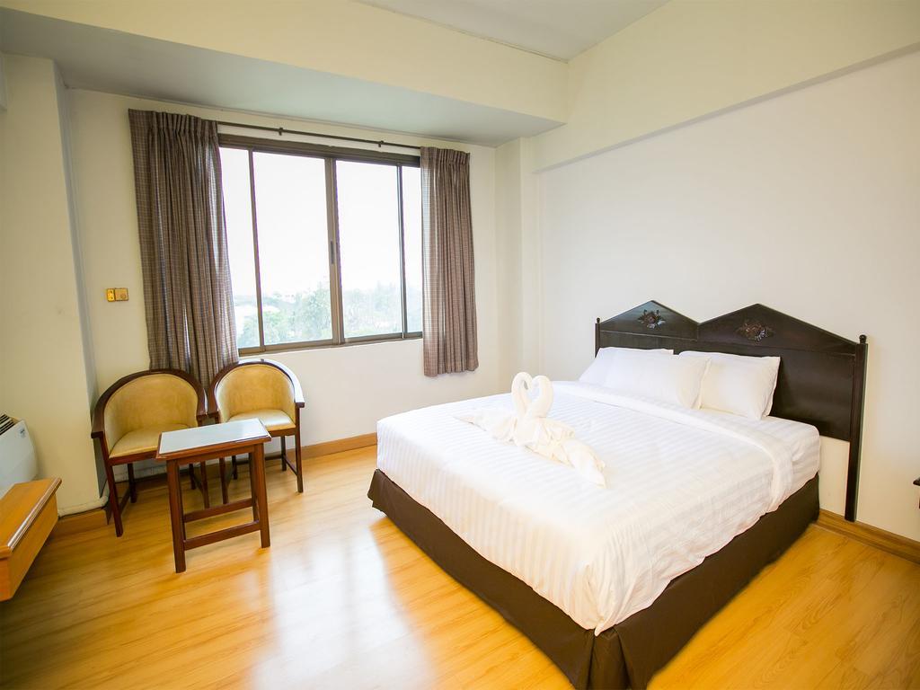 Phrae Nakara Hotel Extérieur photo